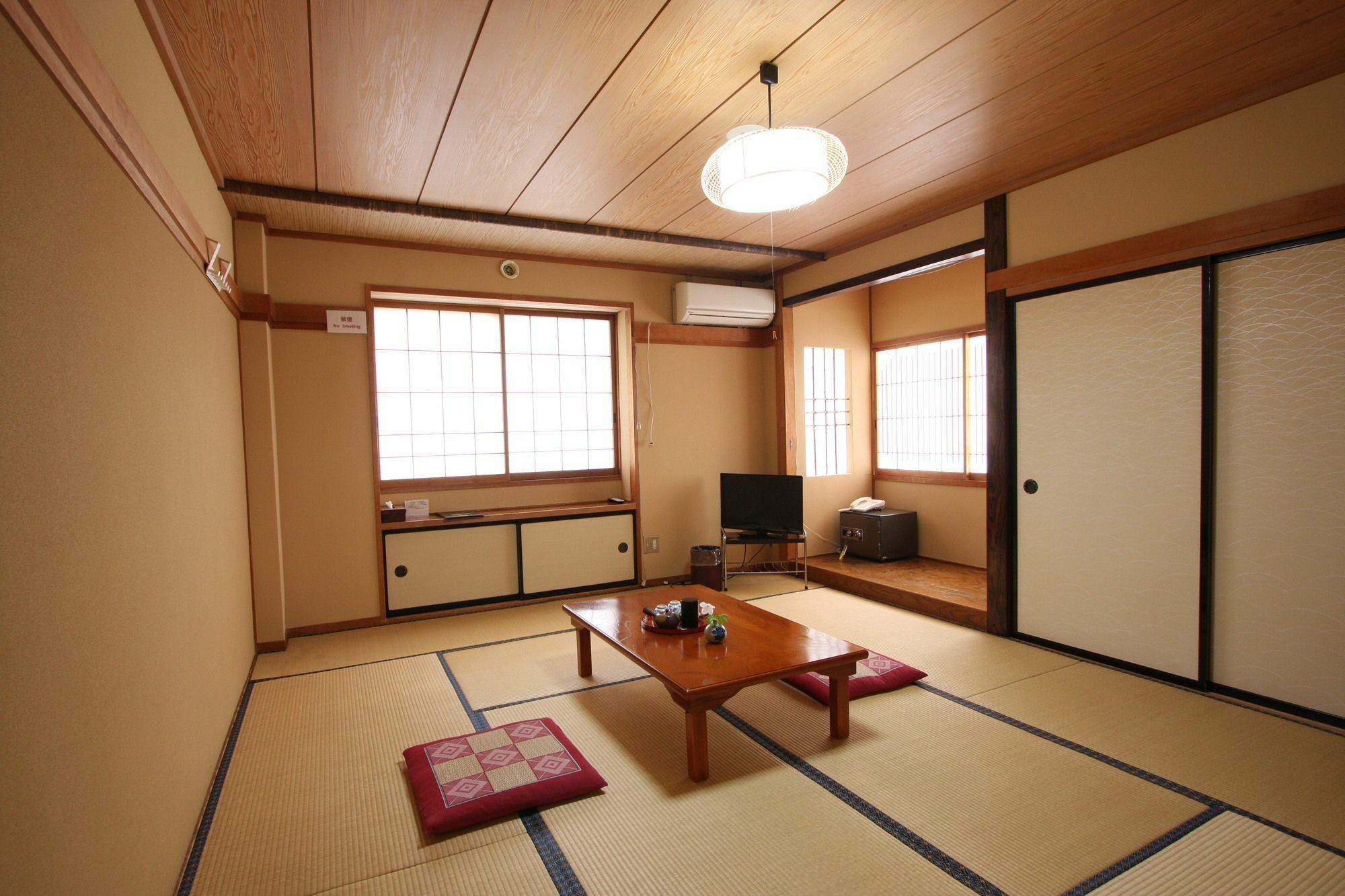 Hôtel Kawahiro à Nozawaonsen Extérieur photo